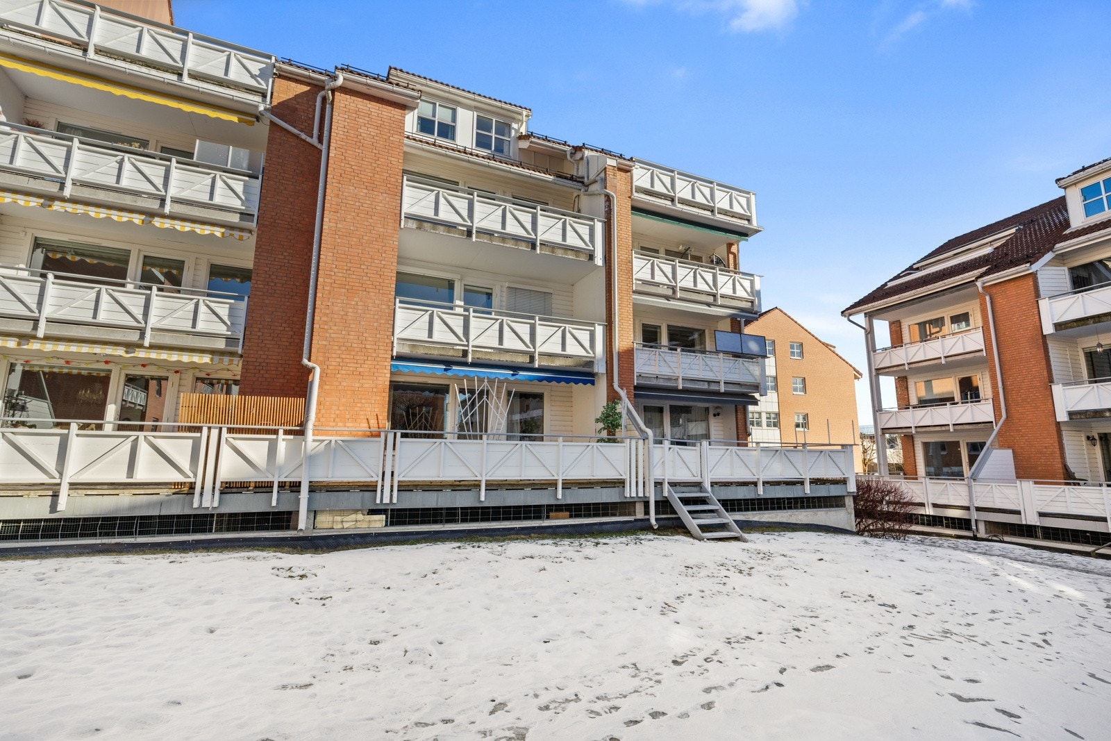 Leiligheten har en god intern beliggenhet i sameiet. Galleribilde