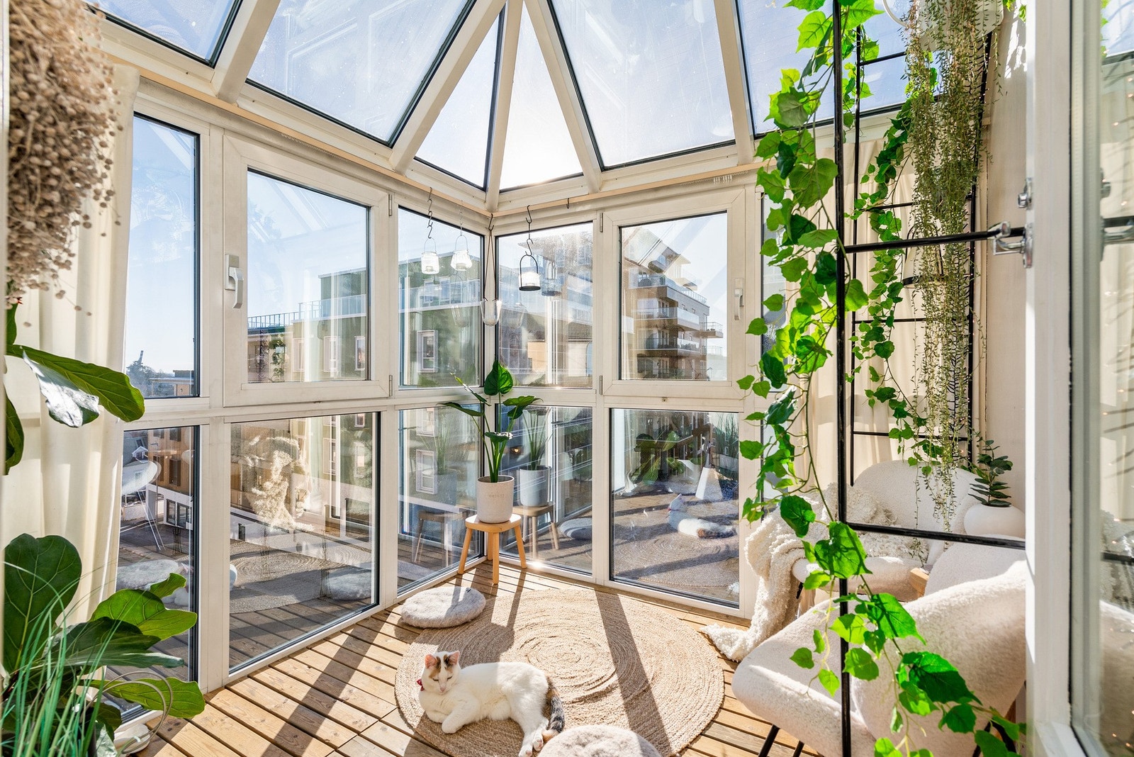 Lekker hjørneleilighet med 2 balkonger - Midt i Larvik sentrum. Galleribilde