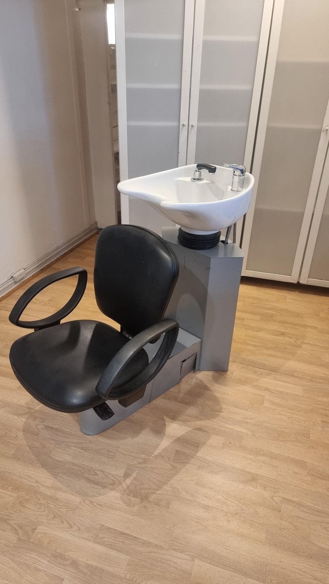 Frisørvask m/stol Galleribilde