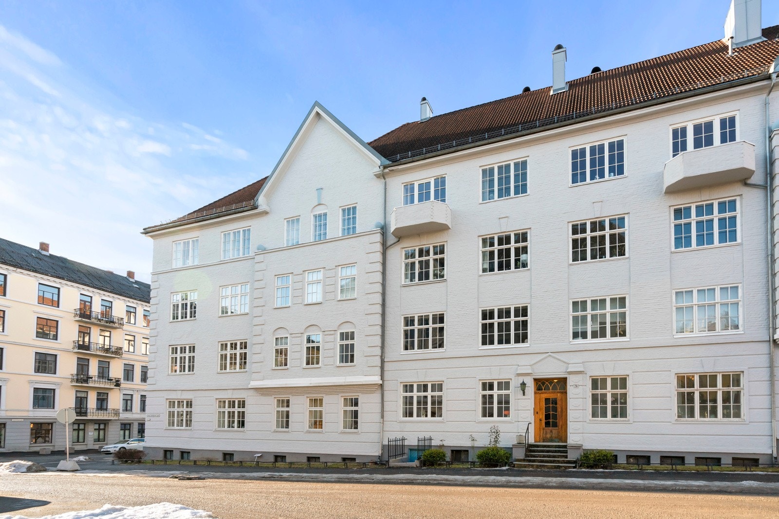 Sameiet består av 41 seksjoner. Leiligheten ligger i 4. Etasje. Galleribilde