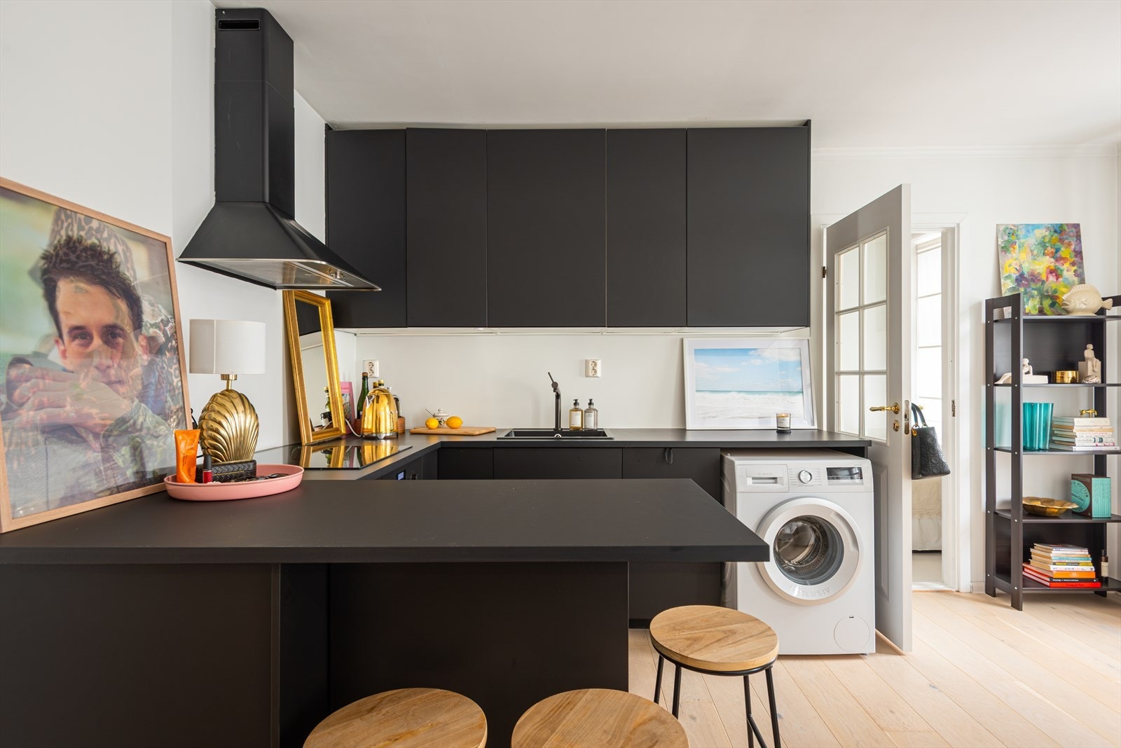 Kjøkkenet er fra 2018 Galleribilde