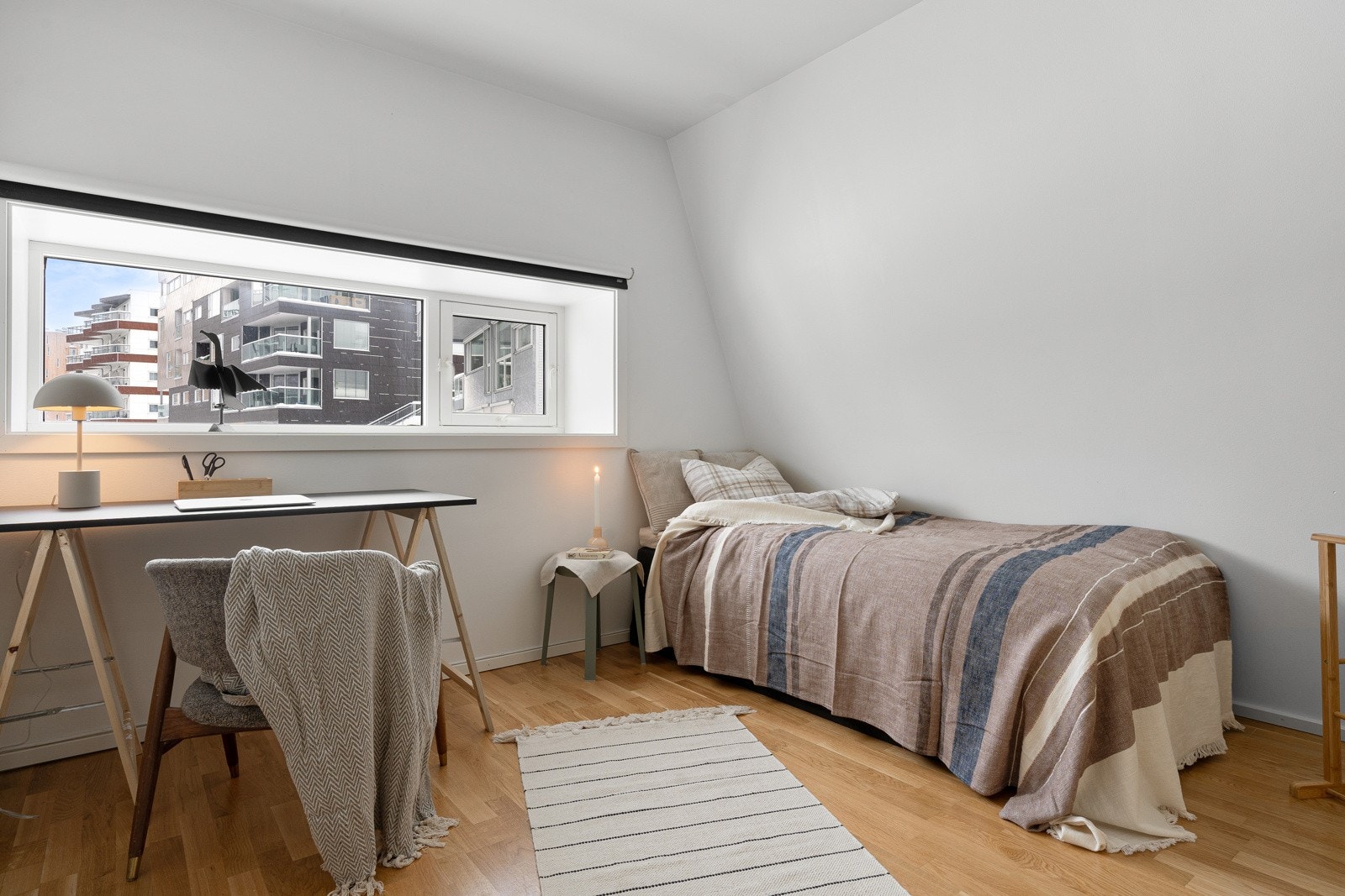 Leilighetens andre soverom passer utmerket som gjesterom, barnerom, hjemmekontor - Alt etter behov! Galleribilde