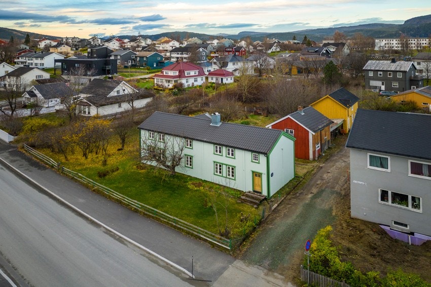Det var det første huset som ble satt opp på Moheia i 1902. Taktekket er fra 2007. Galleribilde