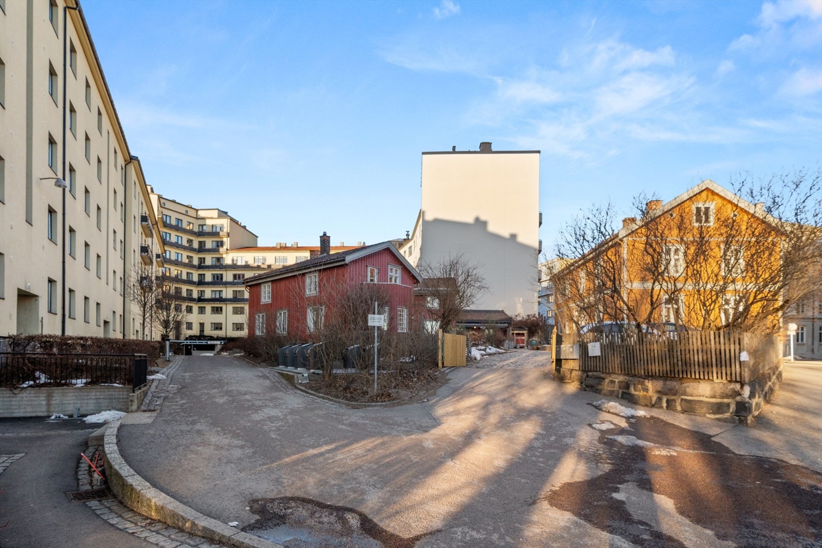 Blokken ligger sentralt med kort vei til det meste Oslo har å by på. Galleribilde