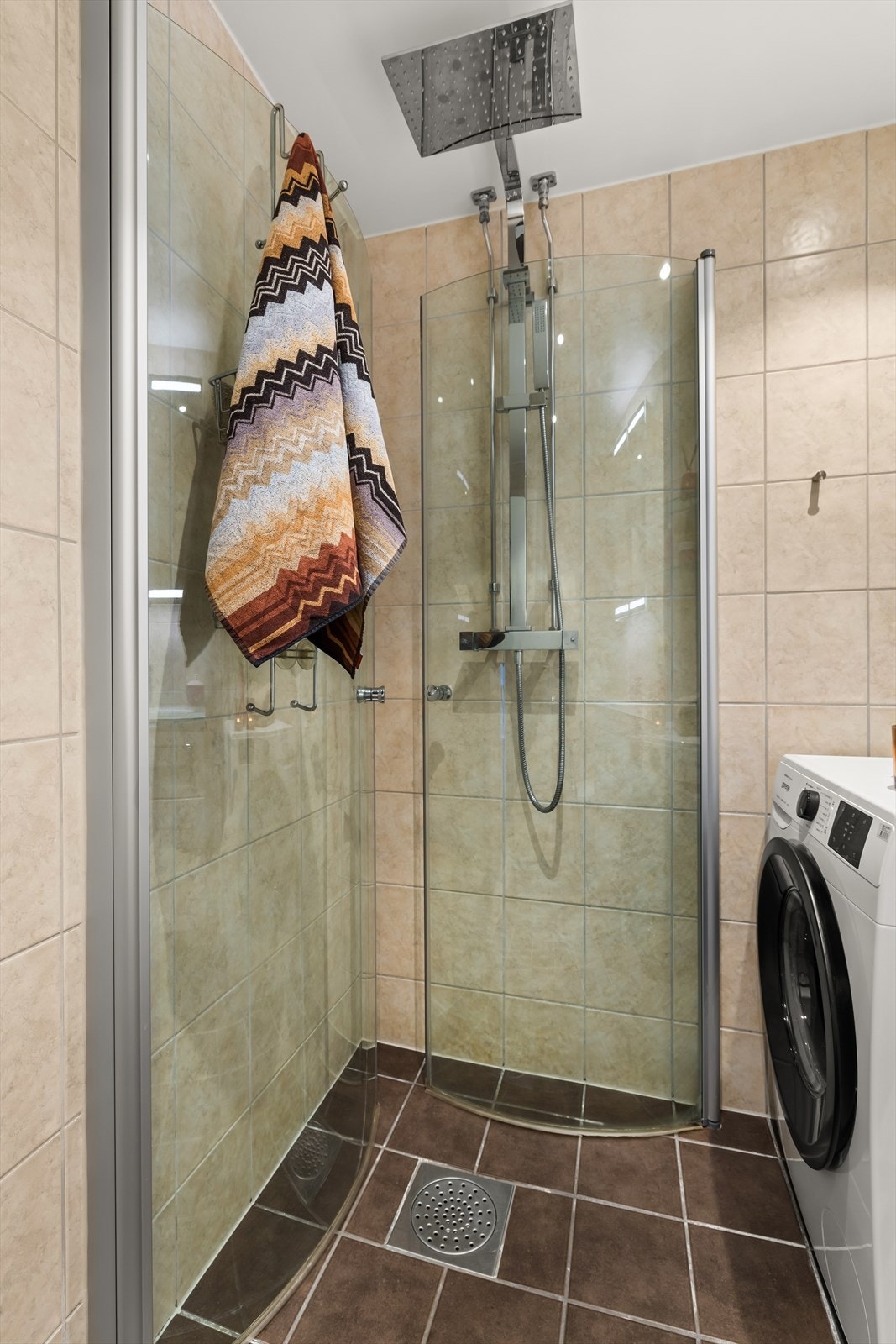 Regnfalldusj fra Tapwell Galleribilde