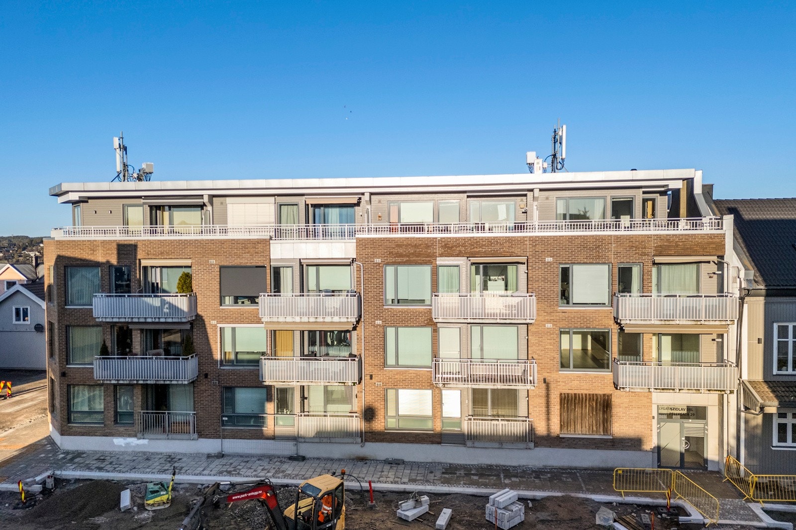 Leiligheten ligger i 2. etasje Galleribilde