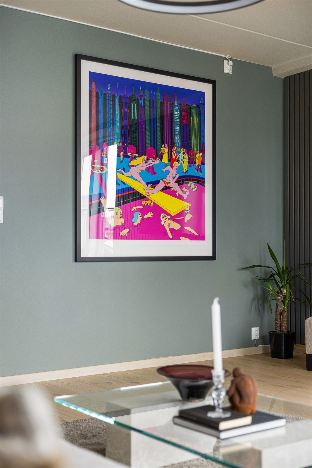 Varmtvann, fyring og varmtvann er inkludert i felleskostnadene. Galleribilde