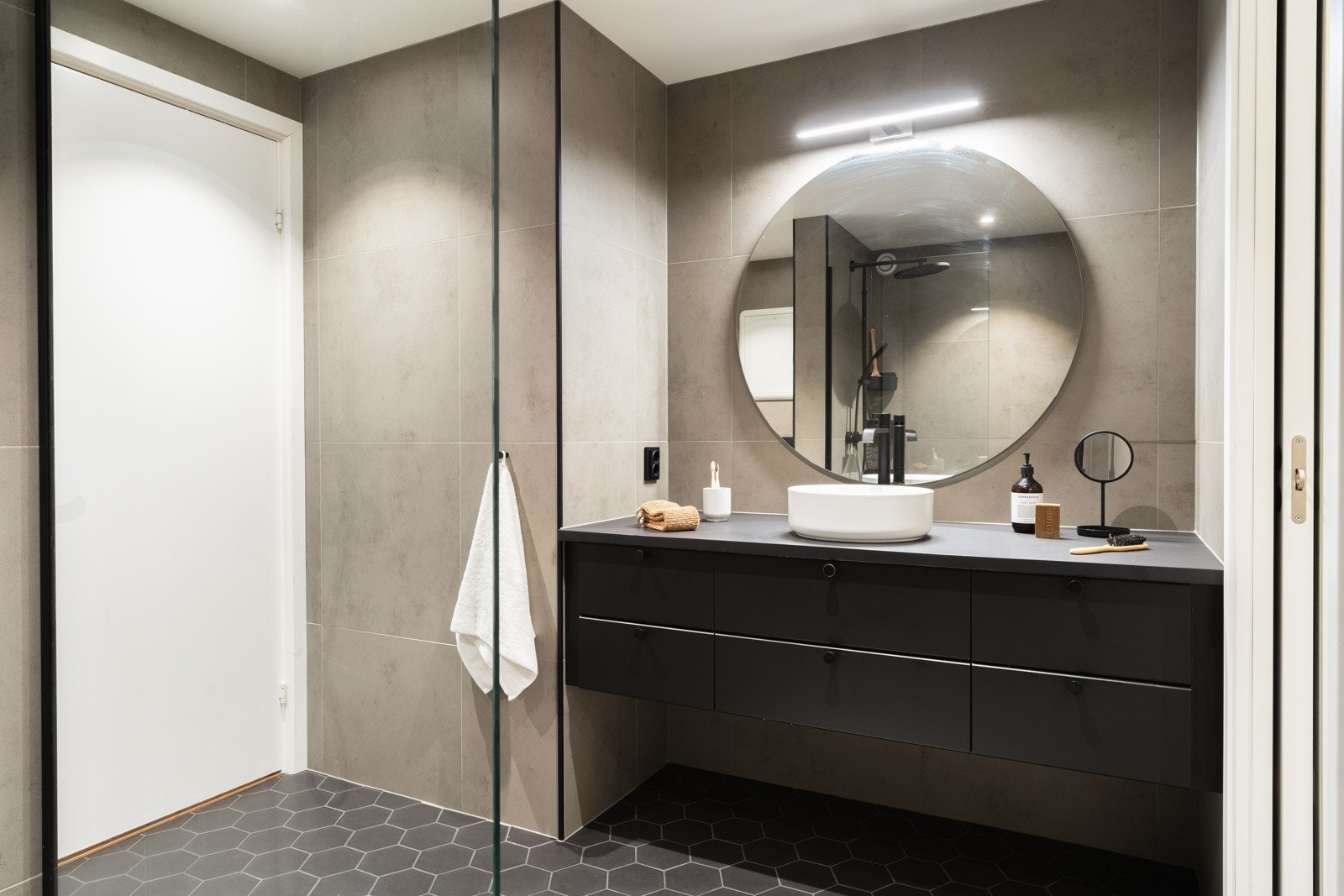 Det helfliste badet fra 2020 er har et stilfullt og delikat design. Galleribilde