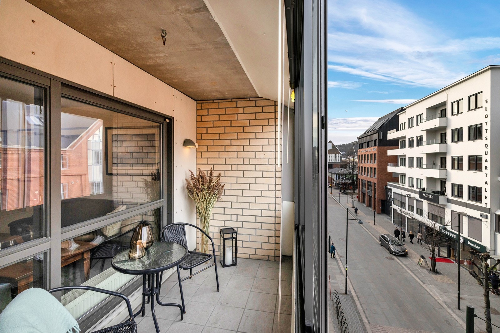Balkong vendt ut mot Tordenskjolds gate Galleribilde