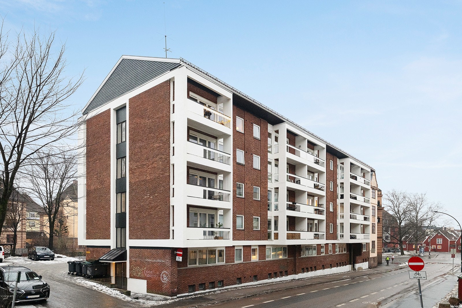 Fasaden ble pusset opp i 2024 Galleribilde