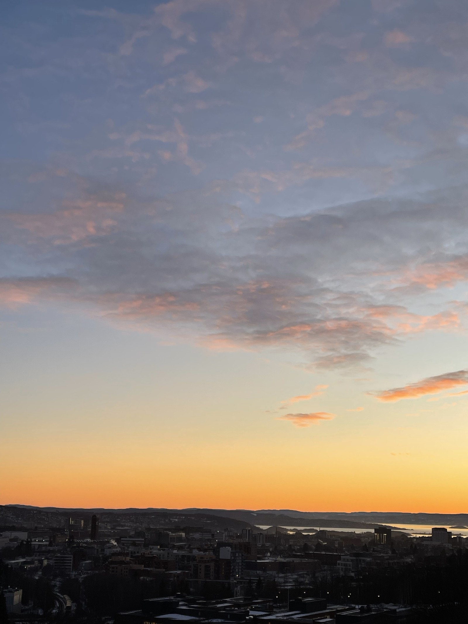 Bilde tatt av selger fra balkongen. Galleribilde