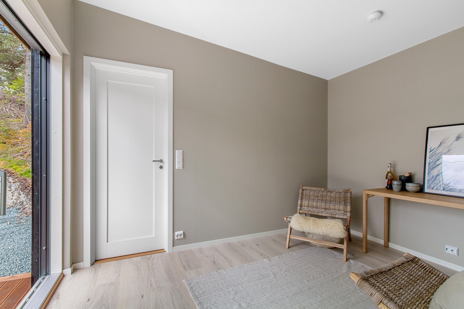 Annekset består av i alt 2 soveom og stue. Totalt ca 24 m². Galleribilde