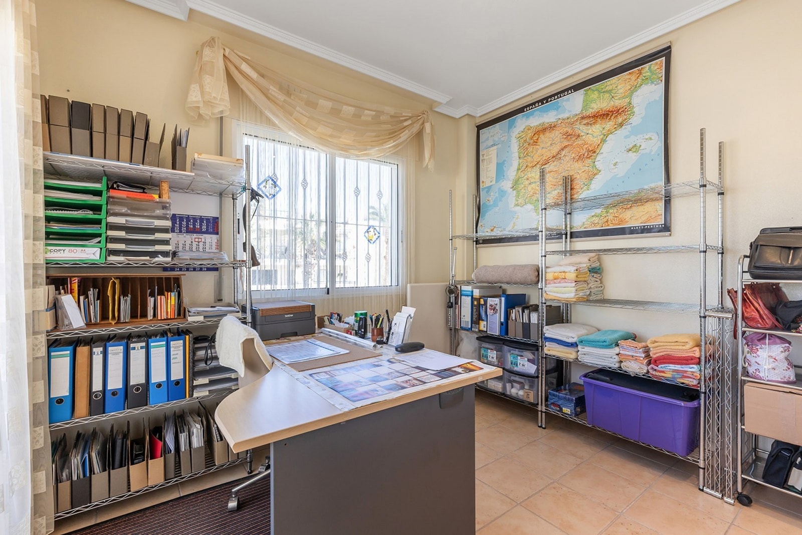 Soverom 2. etasje med egen terrasse Galleribilde