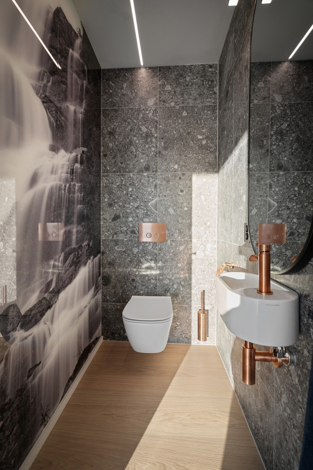 Toalettrom i u.etg. Galleribilde