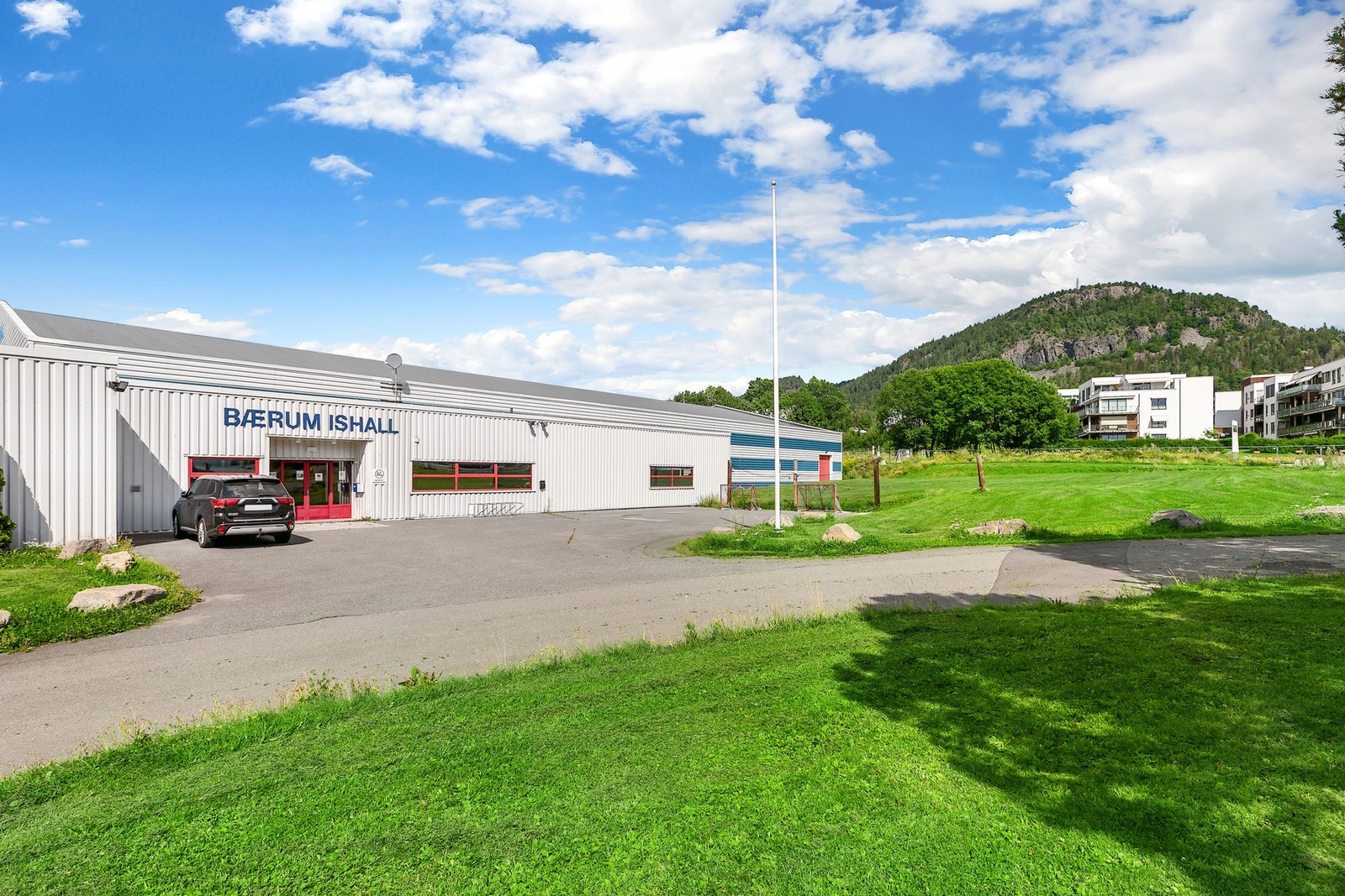 Det ligger flere spesialanlegg for idrett på feltet Galleribilde