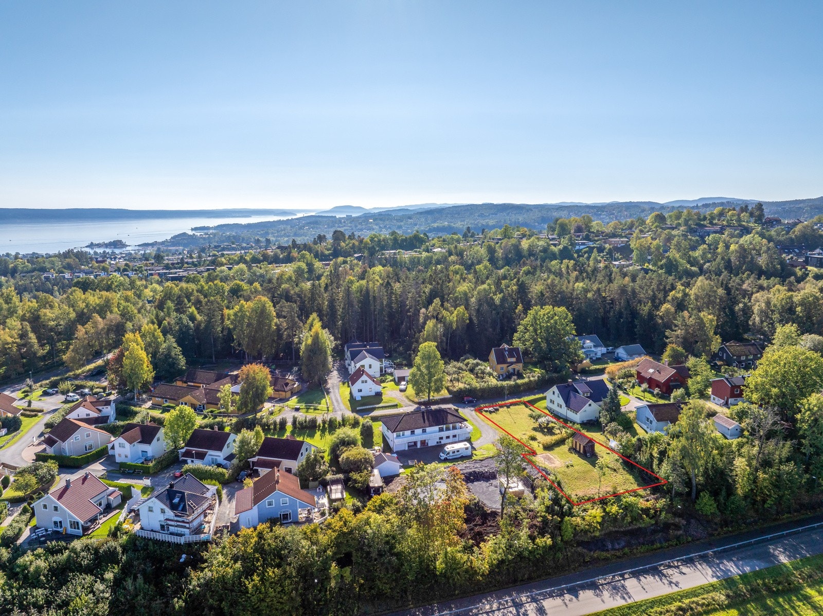 Tomt i Båstadveien 67C til salgs ved Lasse Bastrup. Galleribilde