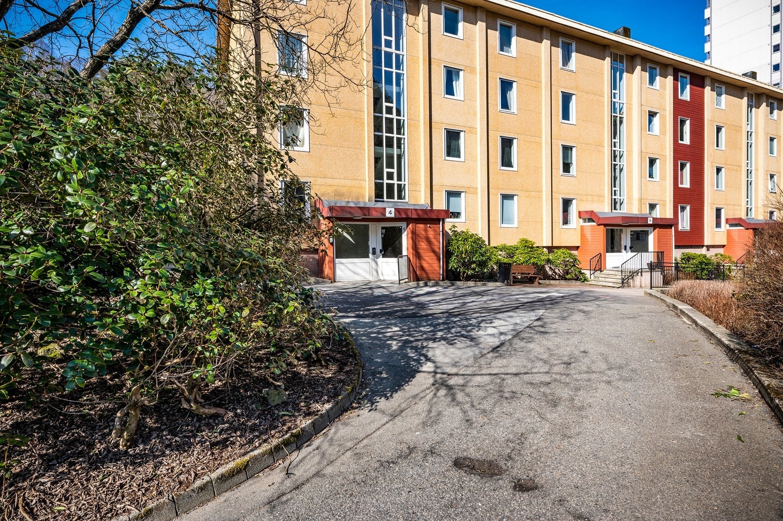 Lyderhorn Borettslag ligger sentralt til i Loddefjord i Bergen Vest Galleribilde