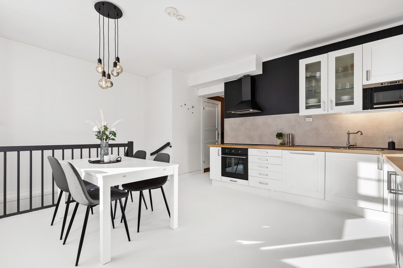 Krogsveen v/Sondre Trøseng Gjellum ønsker velkommen til Treschows gate 8! Galleribilde