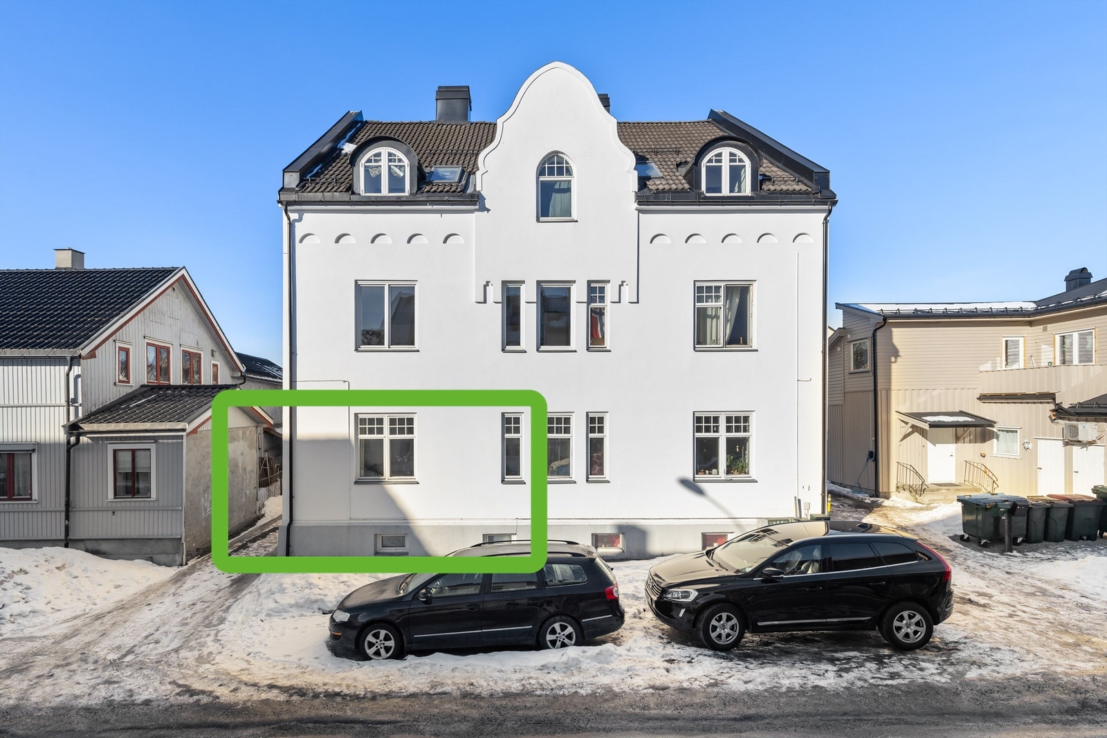 Sentral beliggenhet med gangavstand til alt av butikker og servicetilbud i sentrum Galleribilde