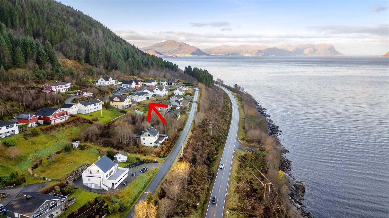 037_Nærområde i vakre omgivelser.jpg Galleribilde