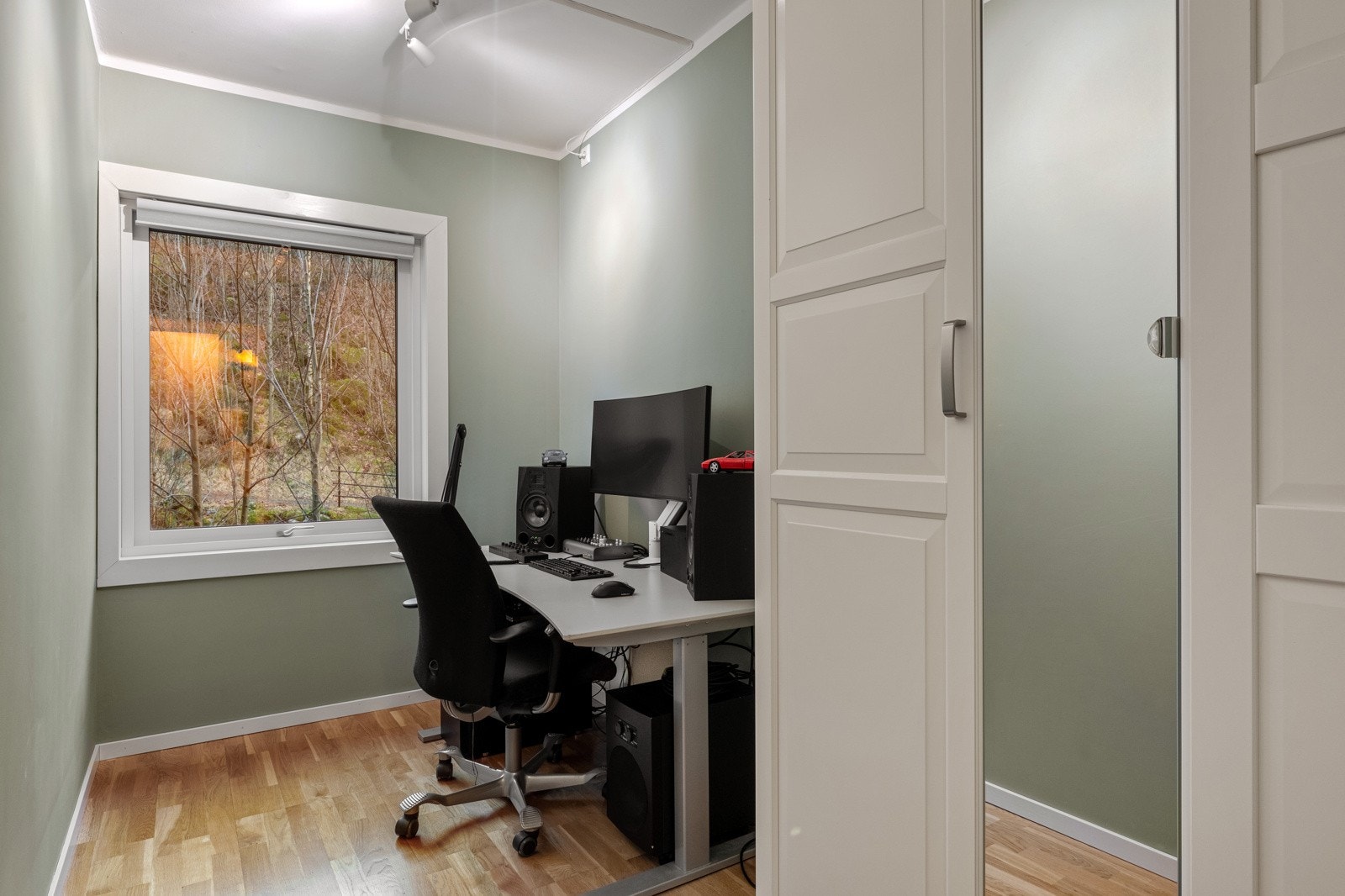 Soverom 2 fungerer fint som gjesterom eller kontor. Galleribilde