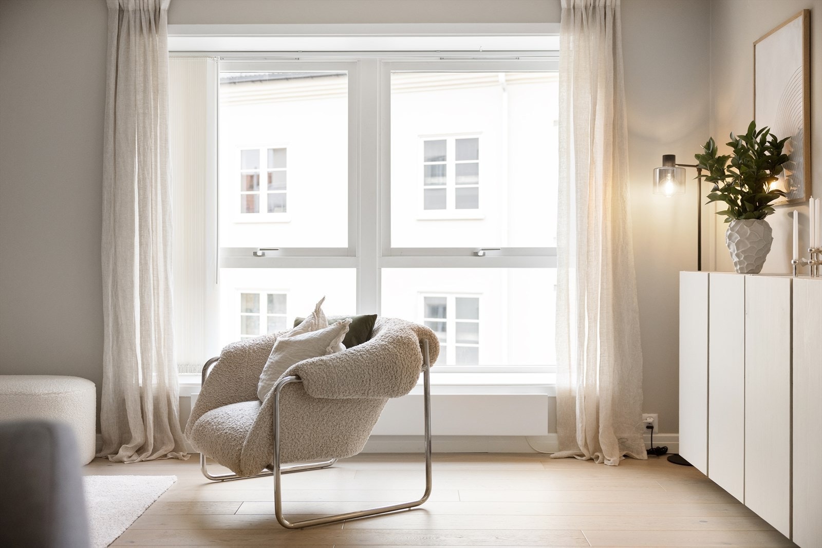 TV og Internett er inkludert i felleskostnadene. Galleribilde