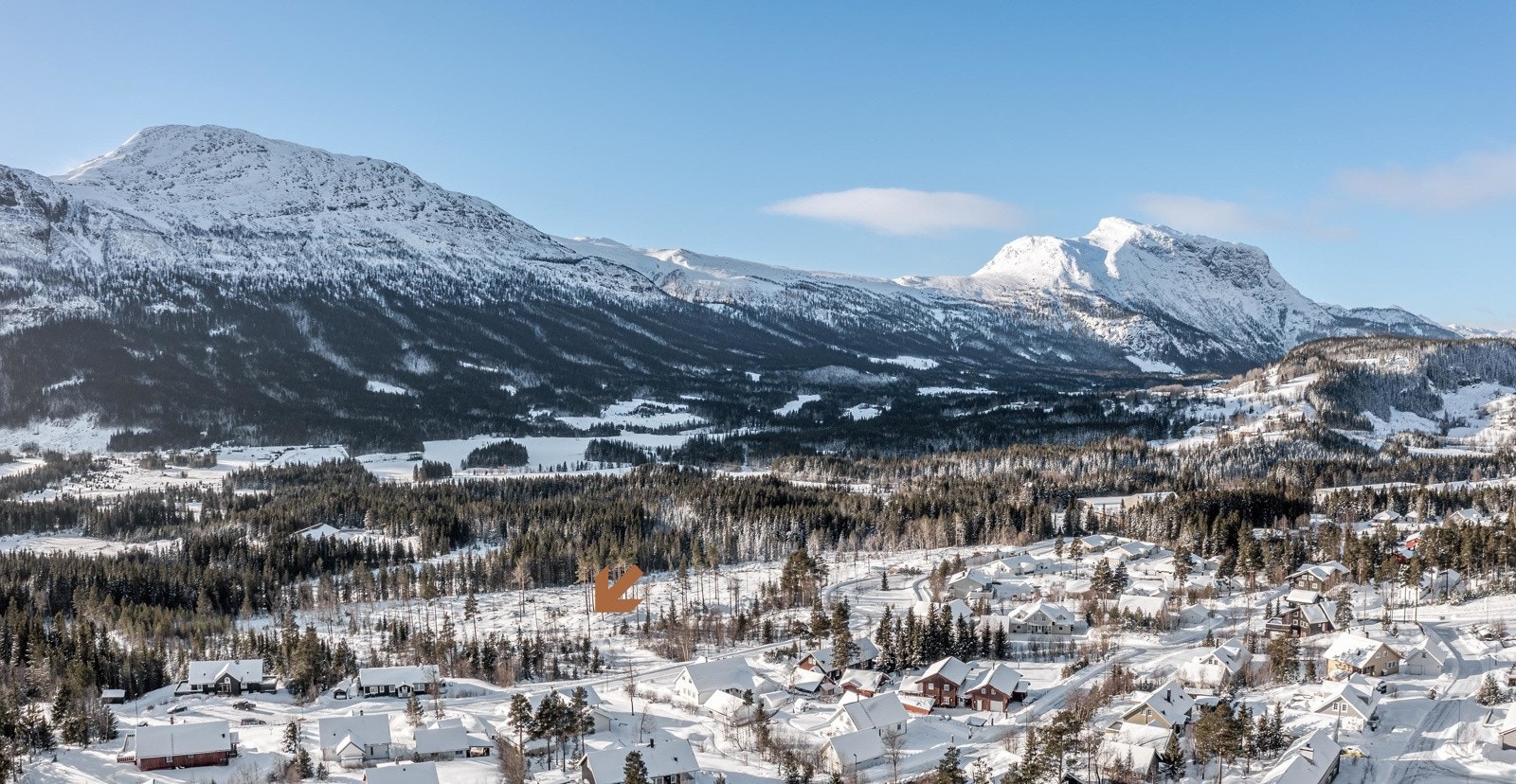Området ligger tett opp mot eksisterende boligfelt på Svøo med flere lekeplasser, skøytebane og langrennsløyper rett i nærheten. Galleribilde