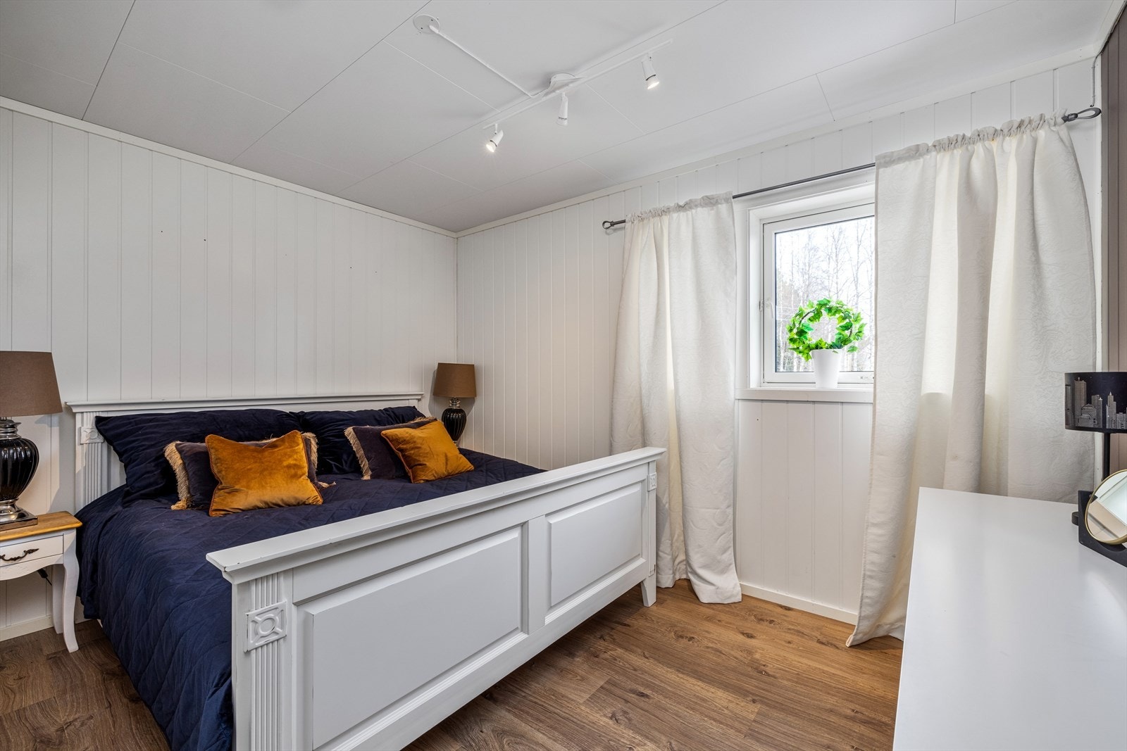 Soverom. Galleribilde