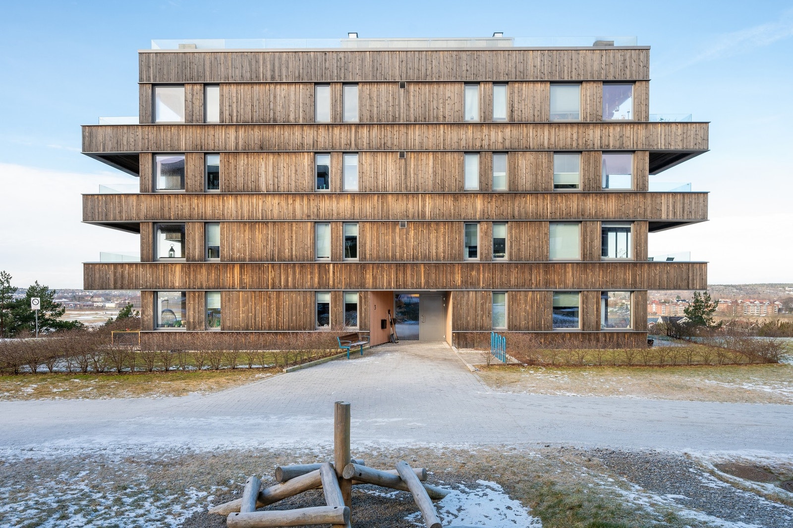 Kompaniveien er et godt borettslag å bo i. Her bor du i rolige etablerte og omgivelser. Galleribilde