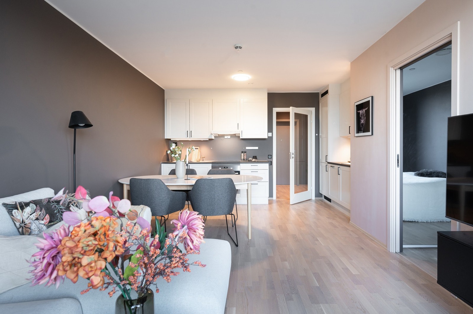 Dette er en fin andelsleilighet beliggende i Begbyåsen på Begby med høy komfort - velkommen til Kompaniveien 3! Galleribilde