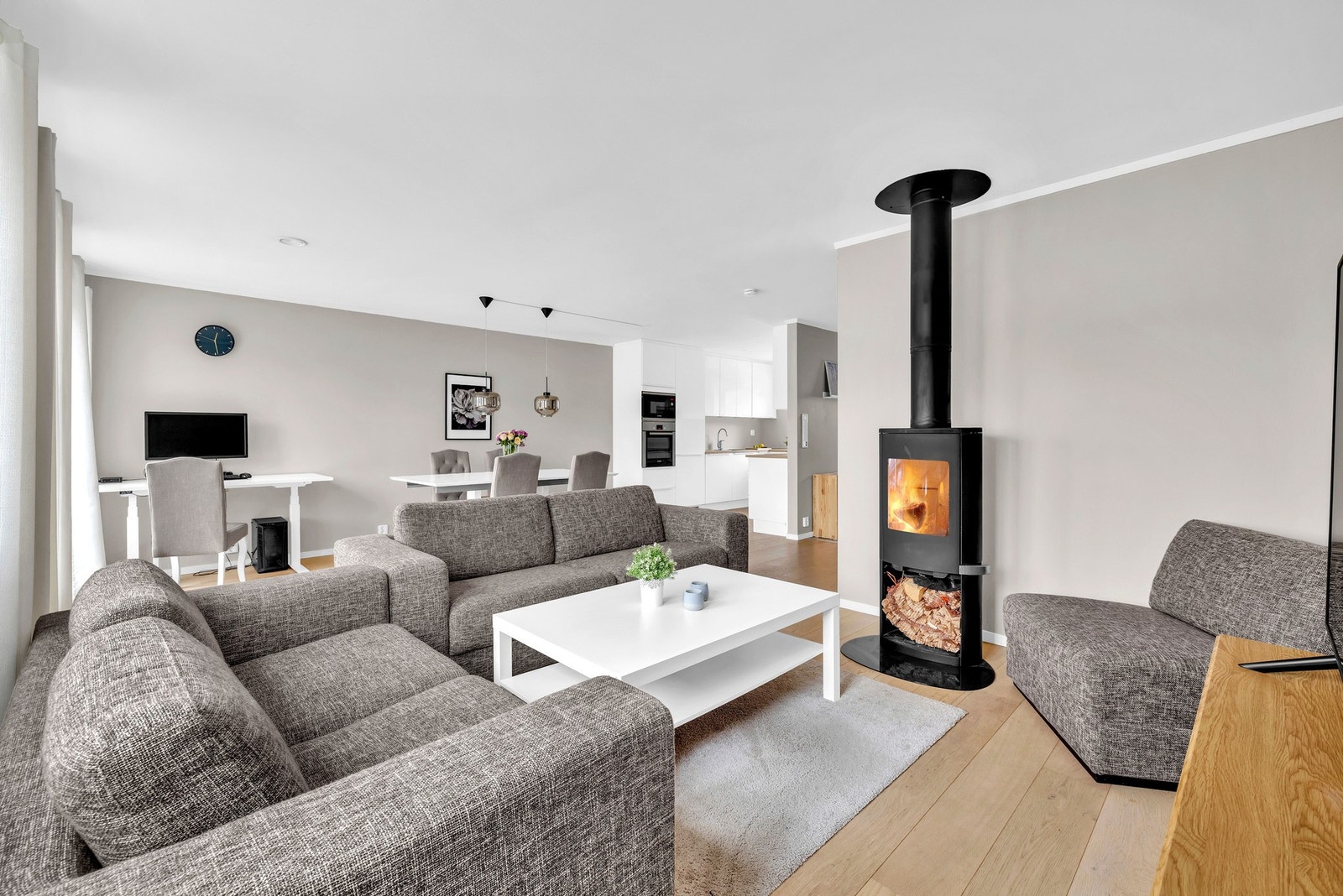 Velkommen til Bergkrystallen 14A! Presentert av Endre Moe v/EIE eiendomsmegling. Galleribilde