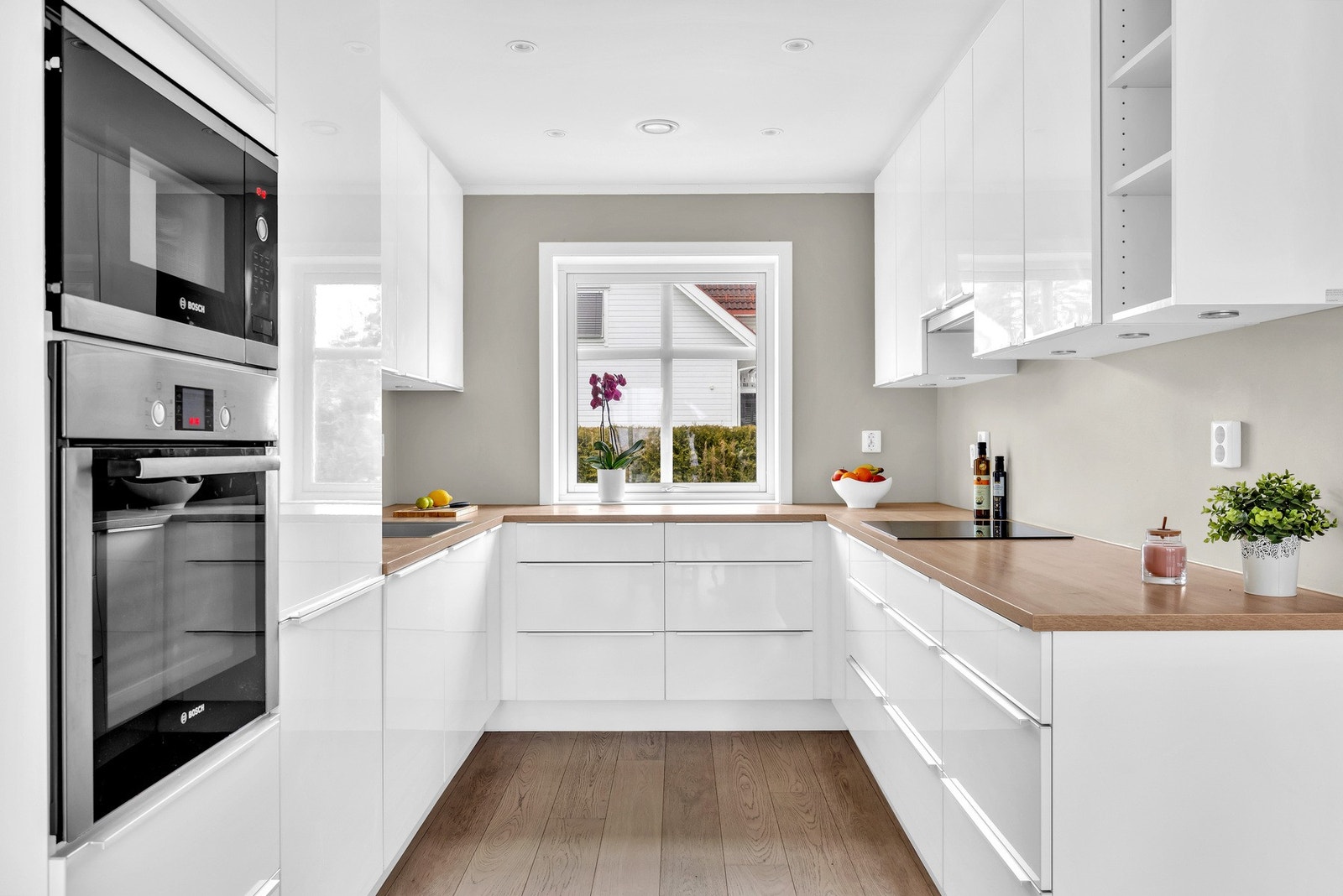 Dette er pen og nyere (2017) kjedet enebolig beliggende på Stensrudfeltet/Gan. Galleribilde