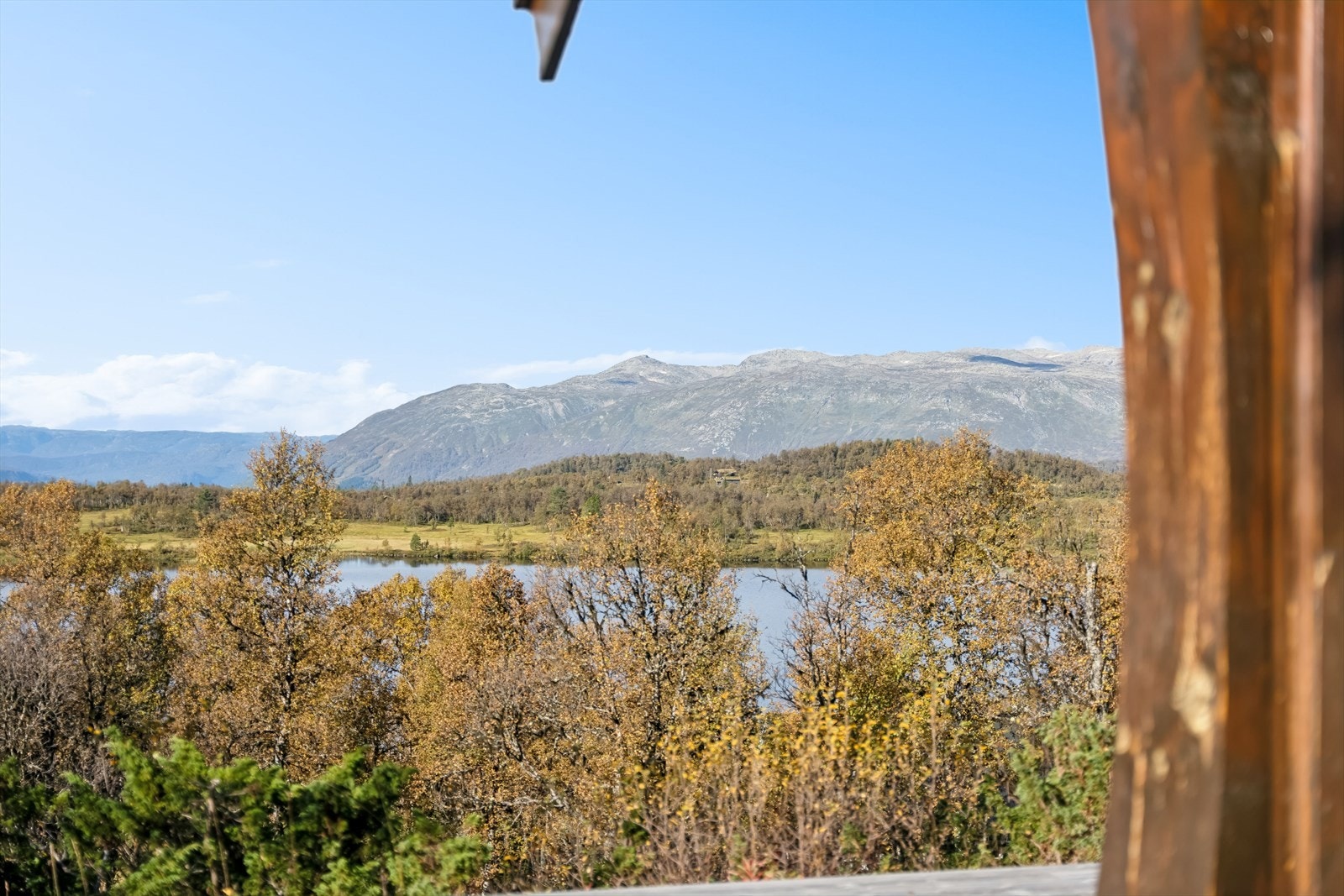 Fantastisk utsikt over det storslåtte landskapet, som gir en ubegripelig naturopplevelse. Galleribilde