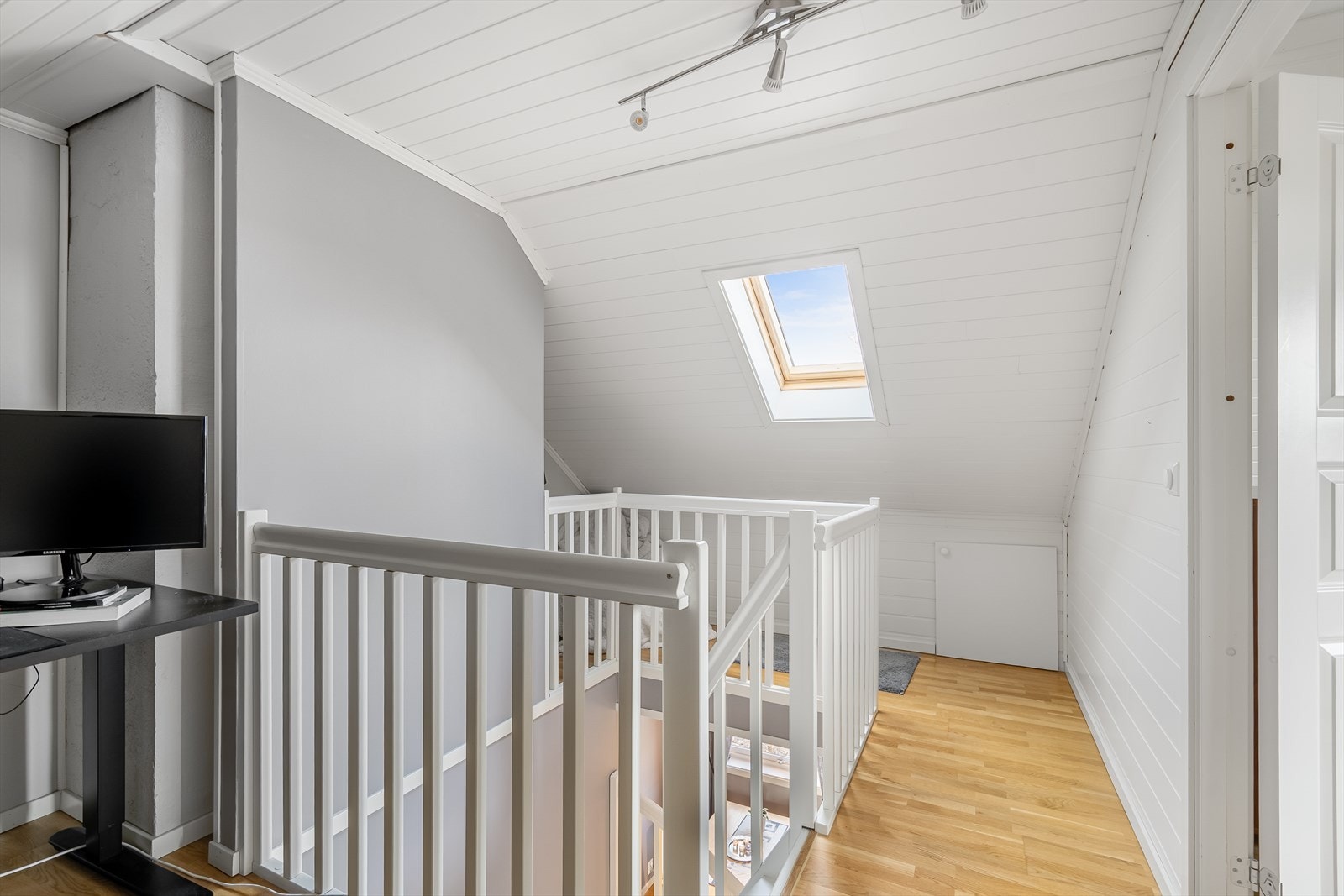 Loft rom Galleribilde