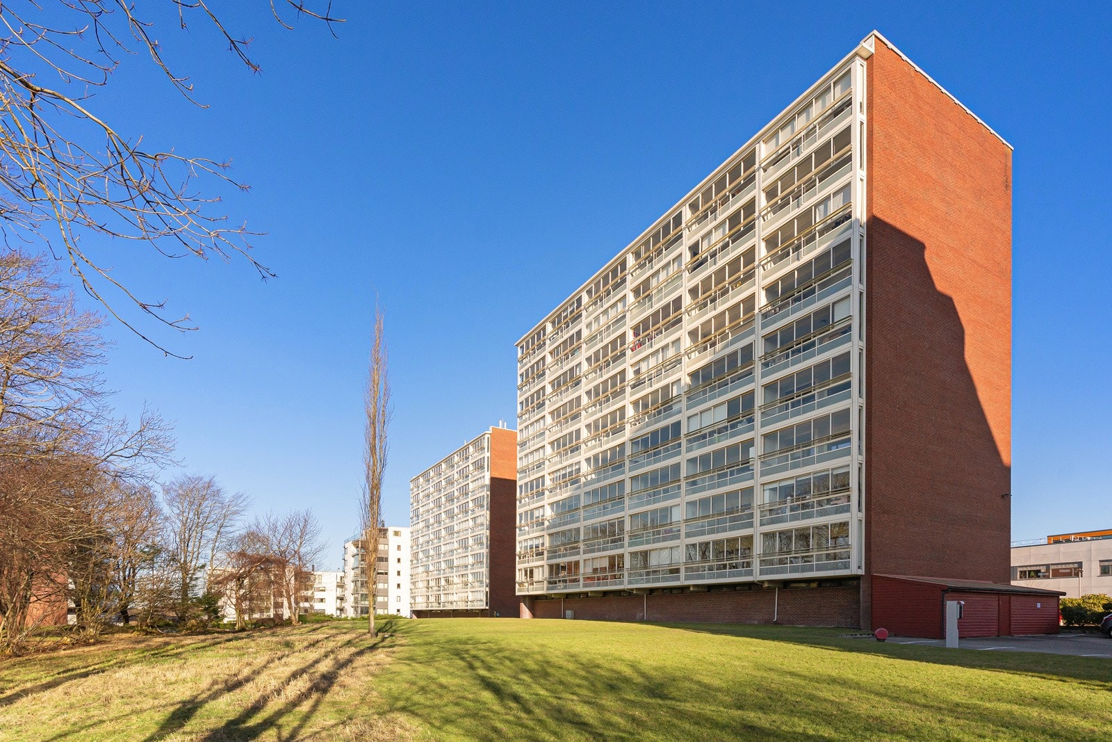 Leiligheten ligger i et fredelig og hyggelig boligområde. Galleribilde