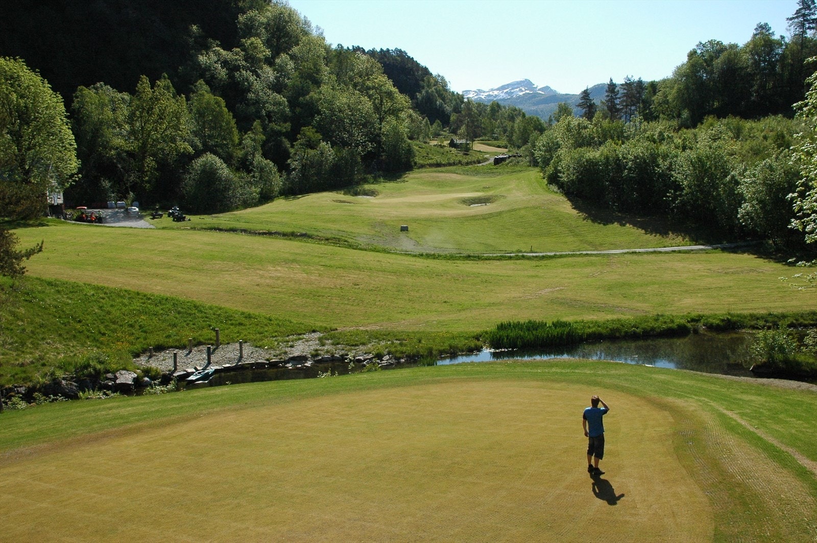 Golfbane er ca. 10 min ifra Galleribilde