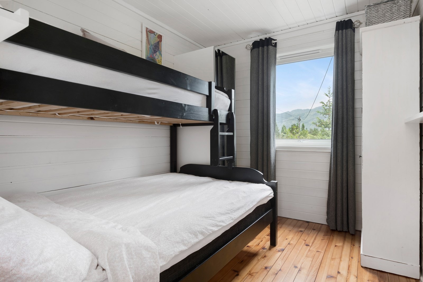 Soverom 2 med køyeseng (3 sengeplasser) Galleribilde