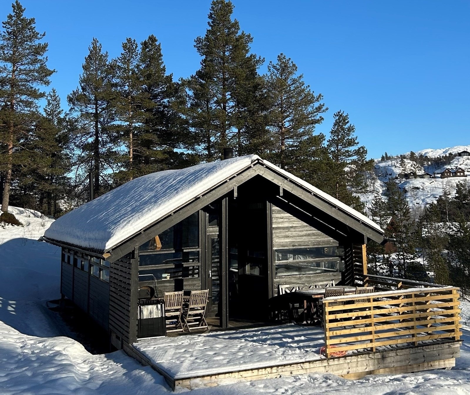 EiendomsMegler1 v/Torill Kalsaas presenterer Foråsen 81 Galleribilde