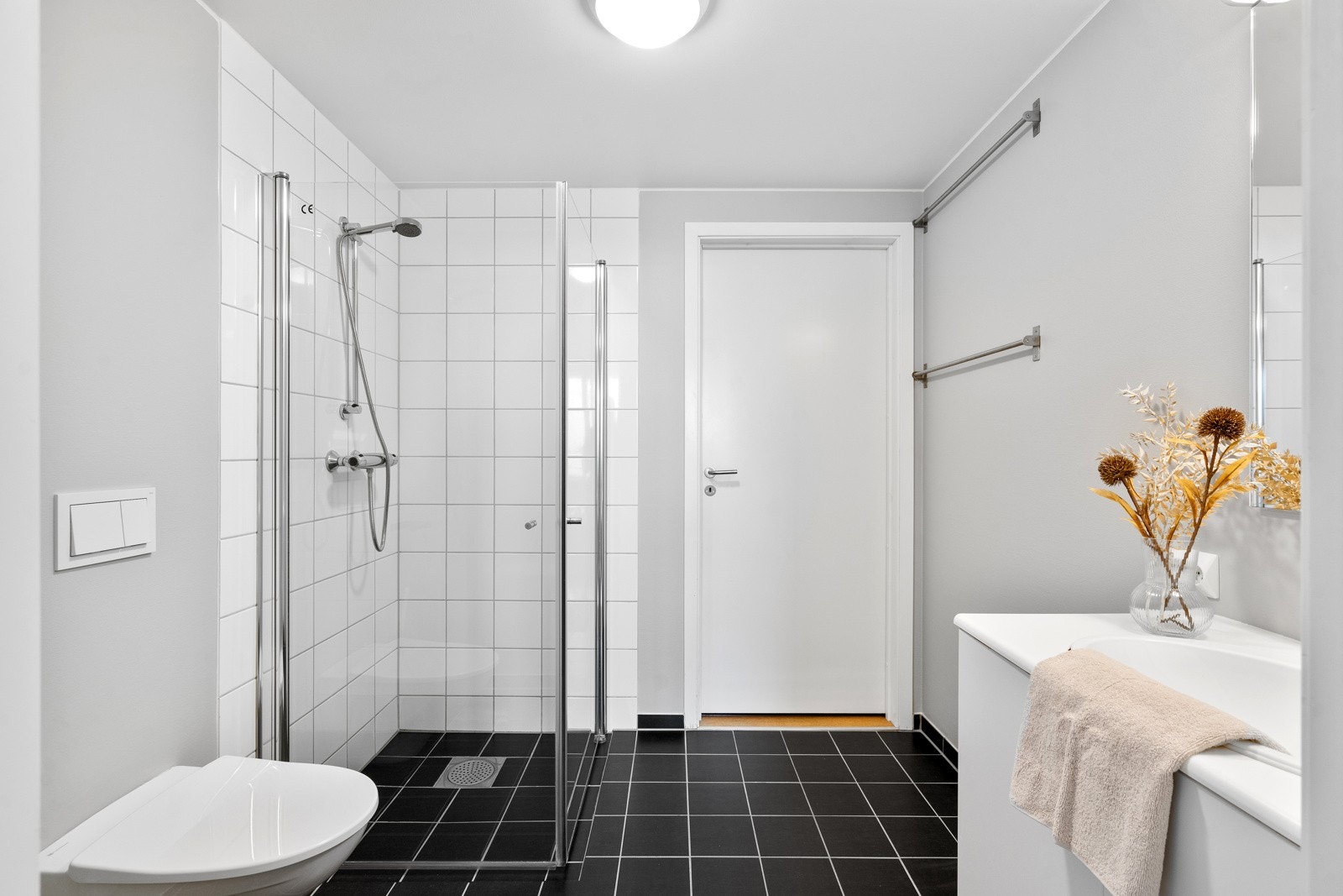 Bad i tilknytning til soverom. Galleribilde