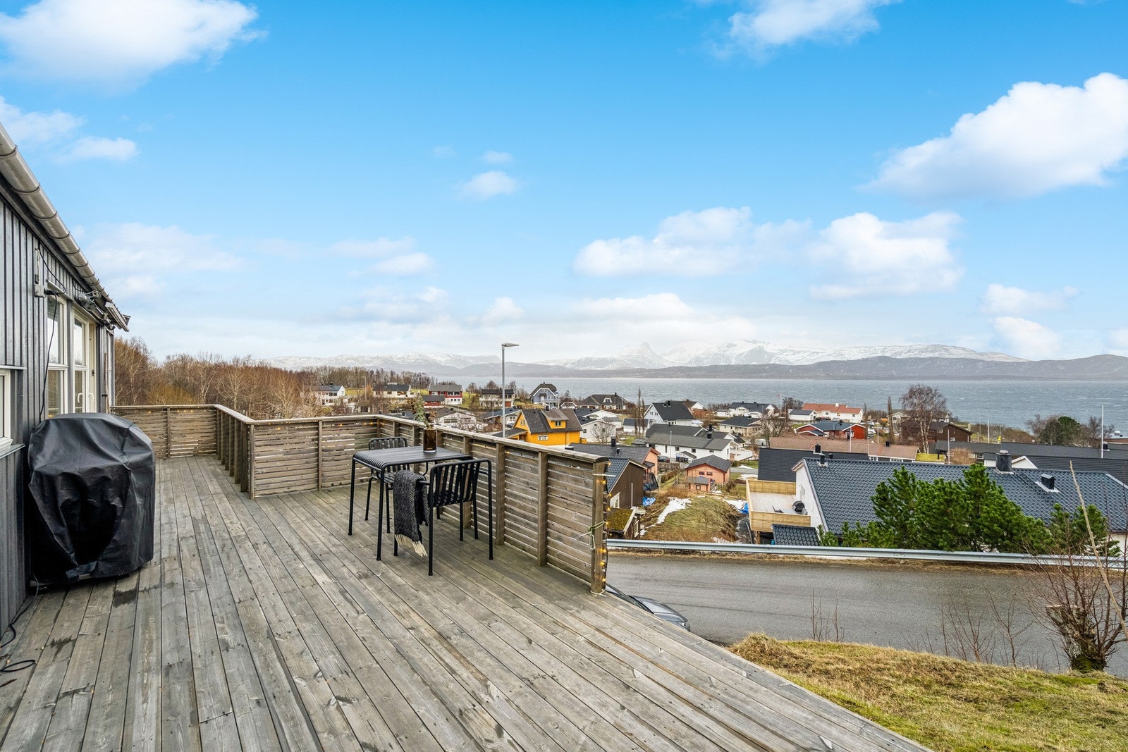 Alle vinduer i hoveddel ble også byttet. Galleribilde