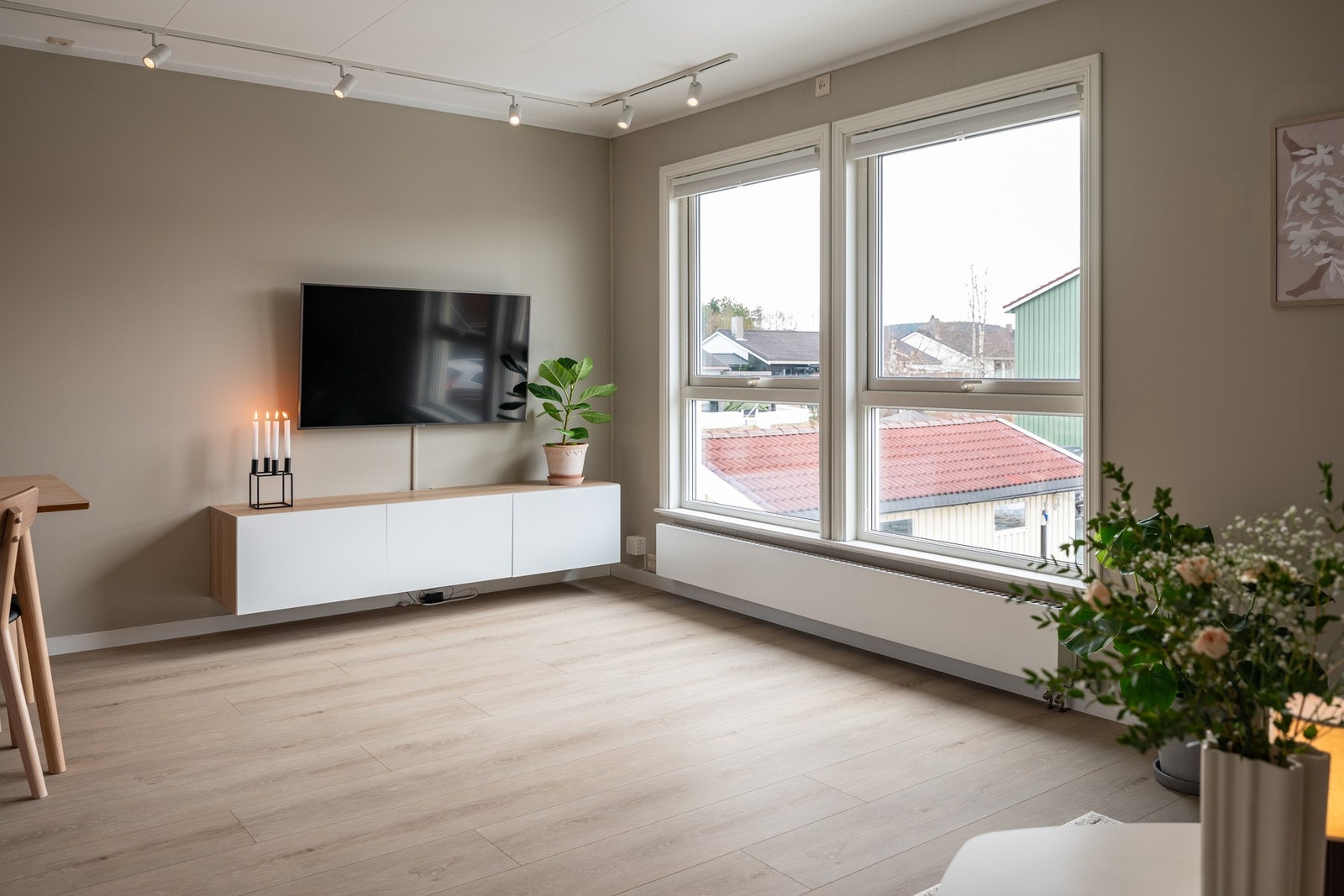 Boligen er oppvarmet med fjernvarme. Galleribilde