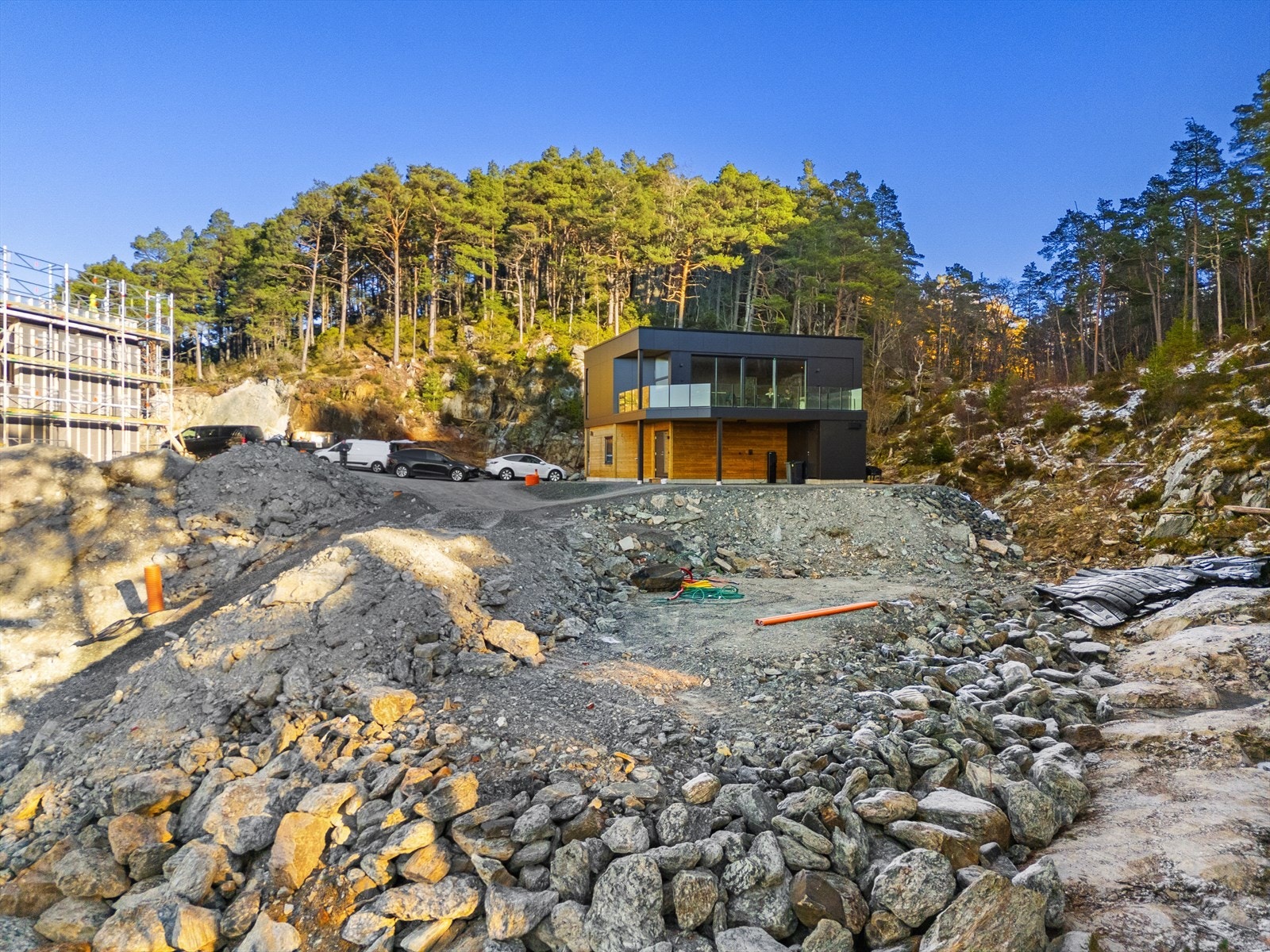 Tilkomst til tomannsboligen. Galleribilde