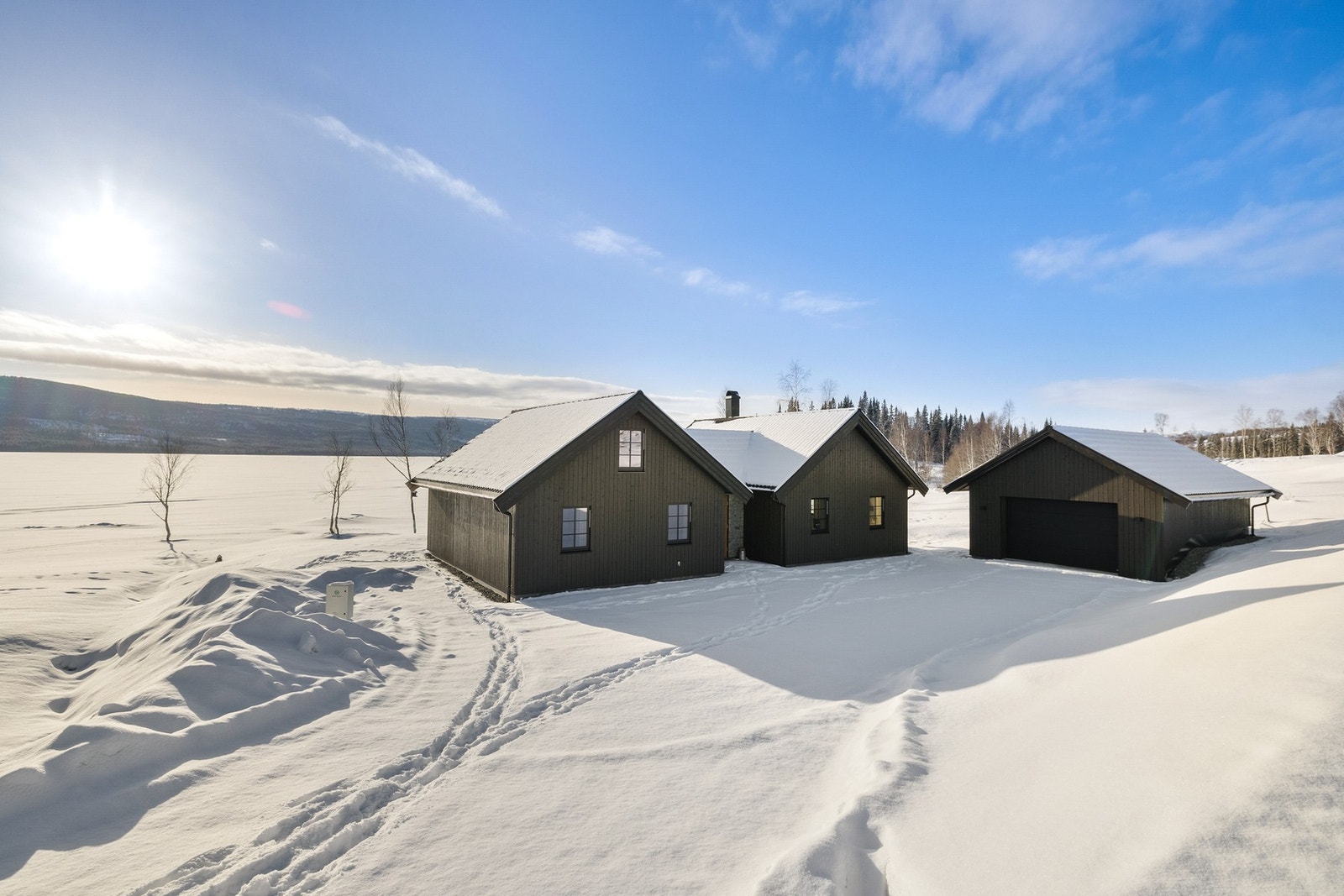 Det er bilveg helt inn til hytta Galleribilde