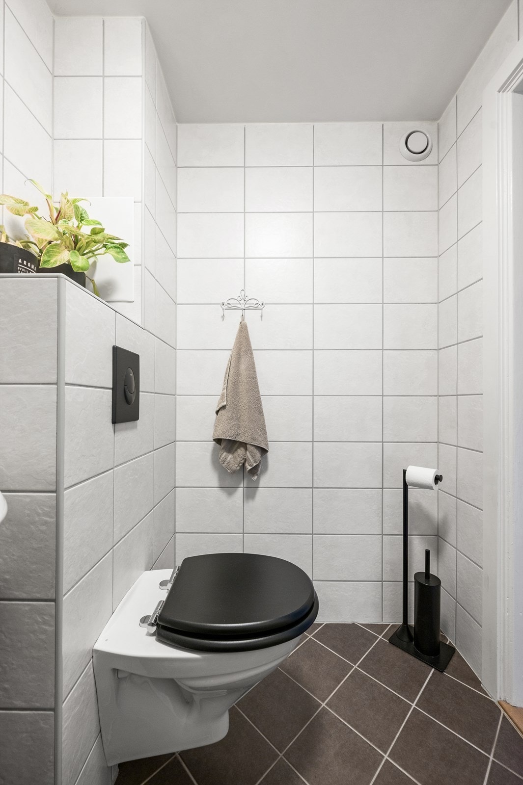 Det er installert elektrisk gulvvarme. Galleribilde