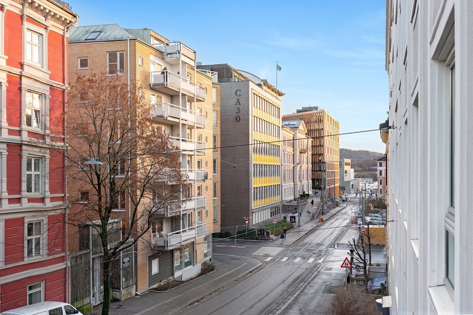 Utsikt fra balkongen mot Cort Adlers gate Galleribilde