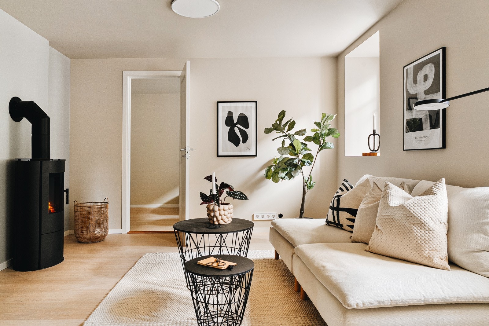 Strømgaten 18 presenteres av Tobias N-Pedersen og Daniel Rye ved EIE Eiendomsmegling. Galleribilde