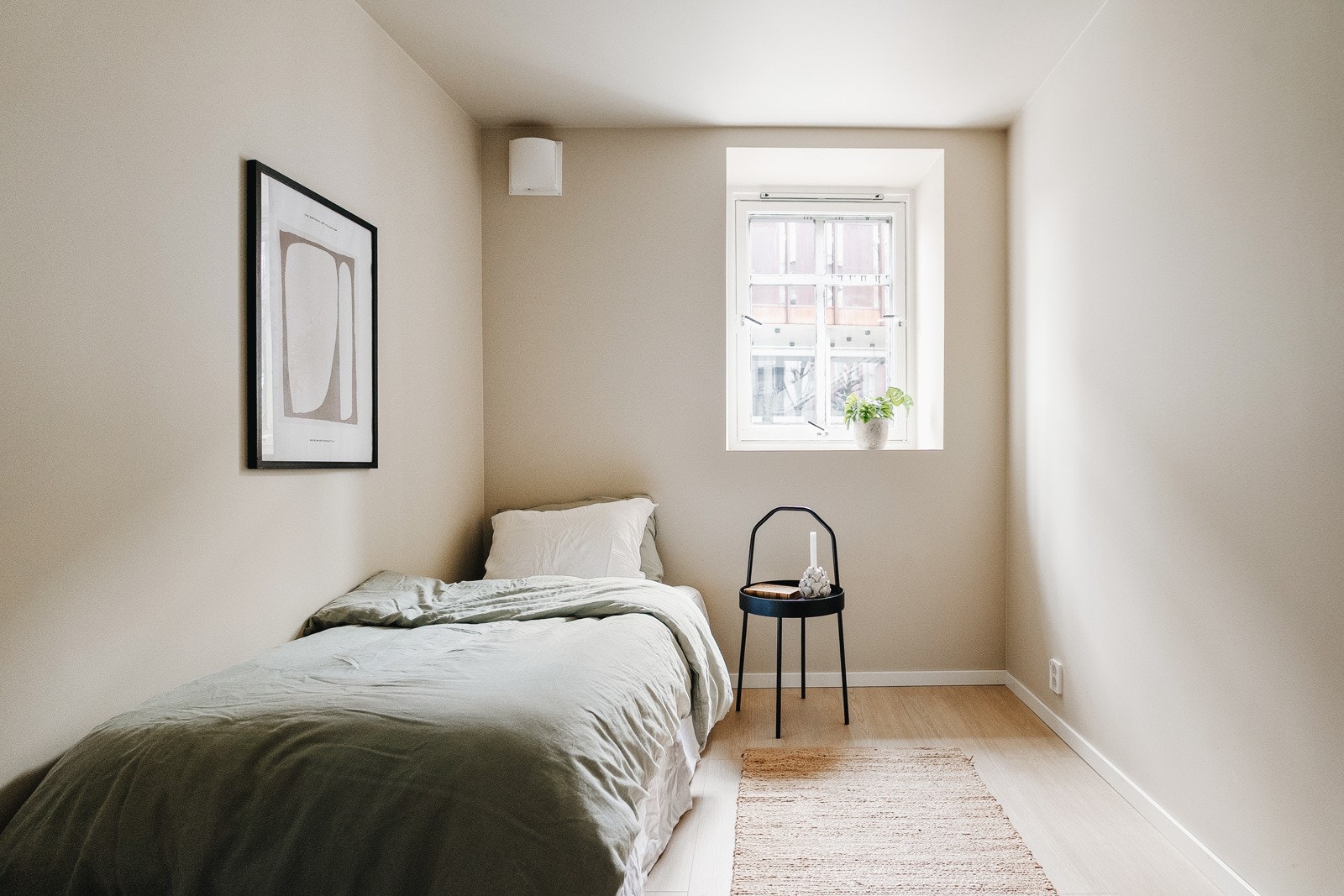 Det andre soverommet er også av god størrelse, gode muligheter for hjemmekontor. Galleribilde