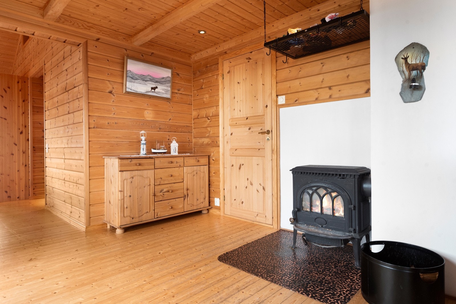 Inngang fra vindfang. Galleribilde