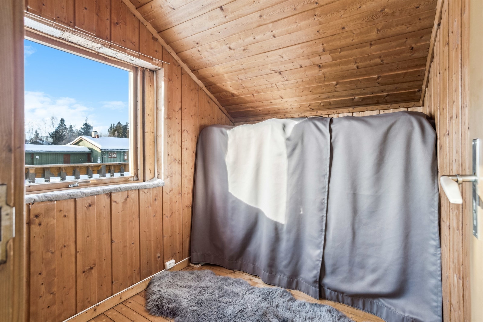 Boden i tilknytning til hovedsoverommet. Galleribilde