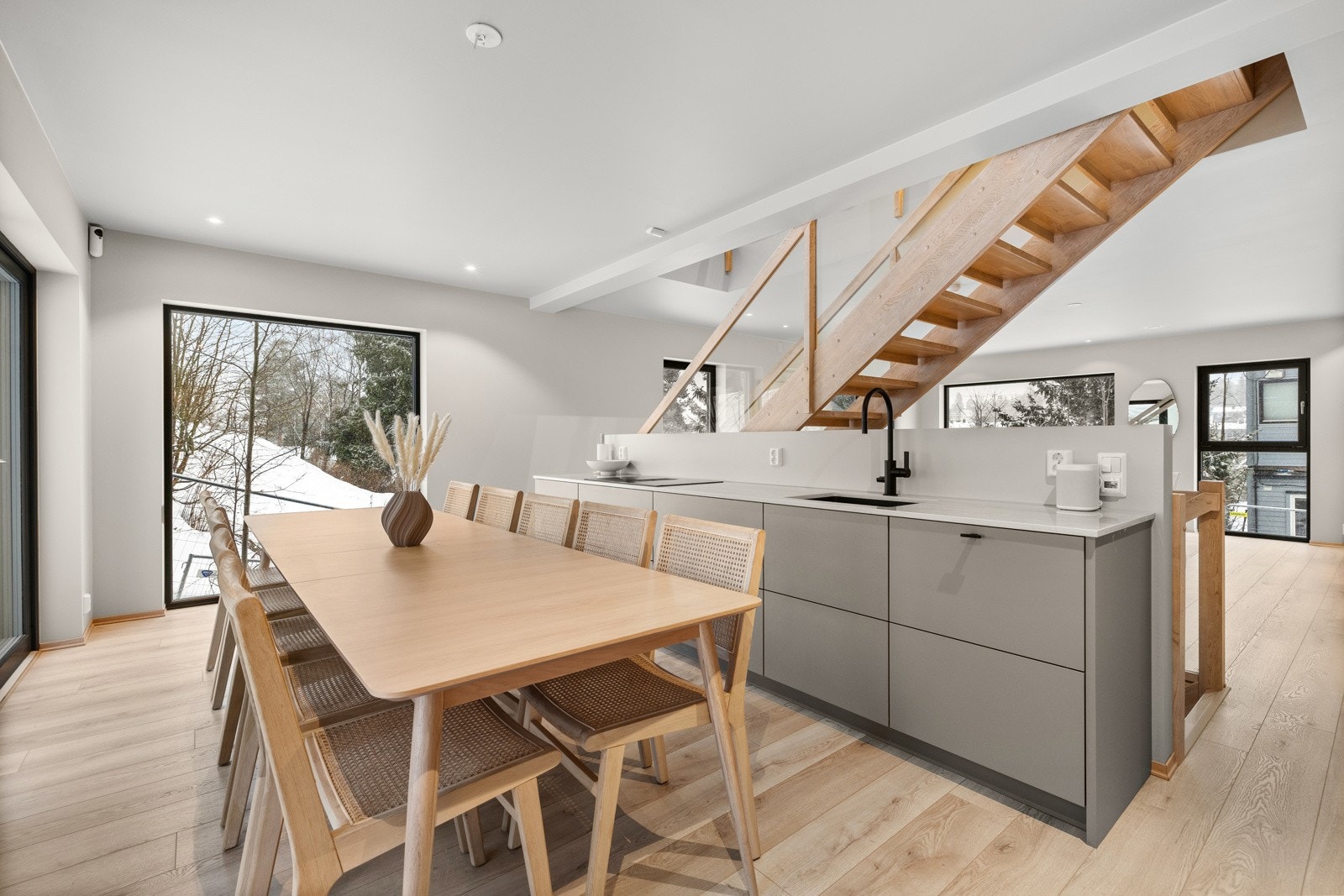 Plass til stort spisebord Galleribilde